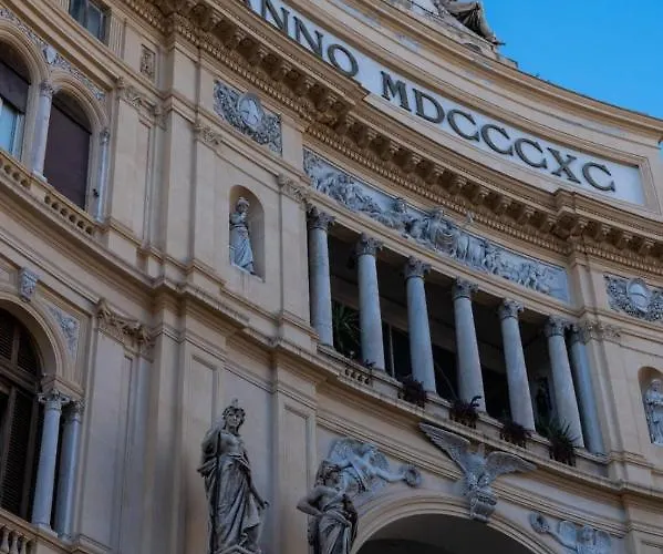 Allegro 招待所 4*